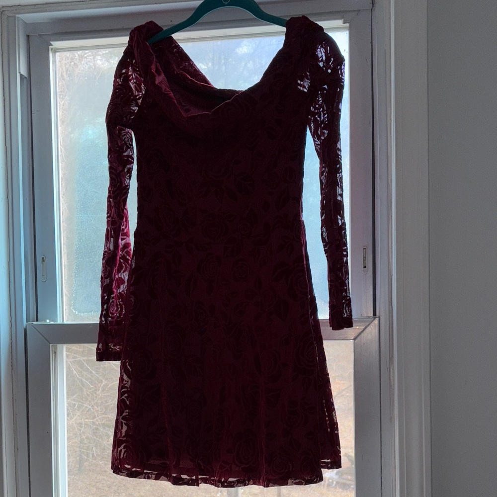 wild fable Burgundy Lace Long-Sleeve off the shoulder Dress
